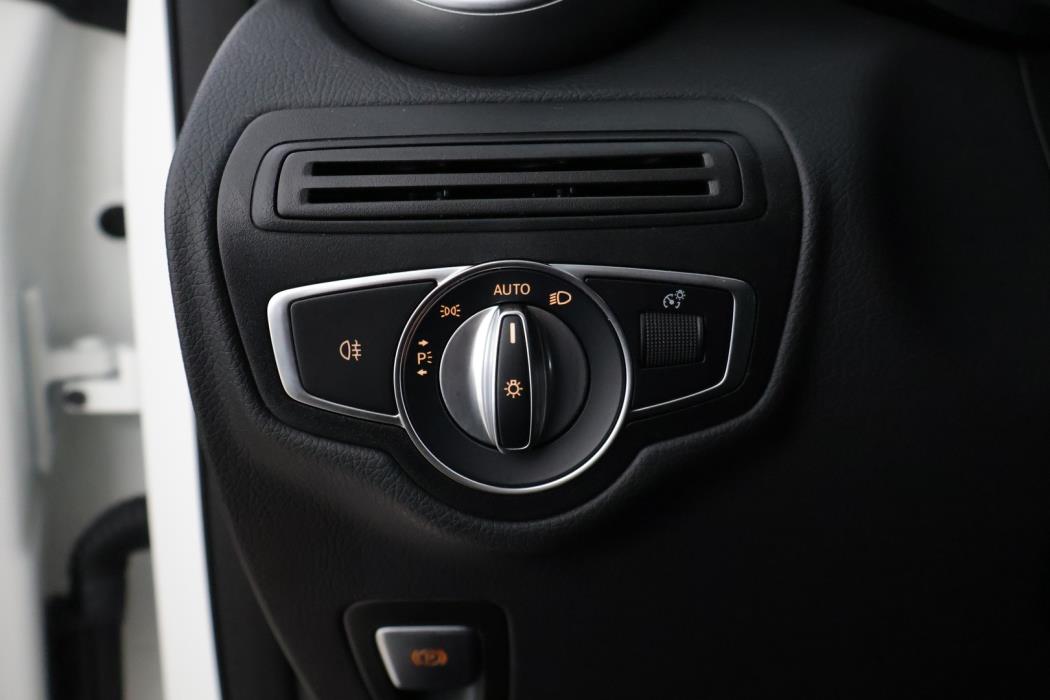 MERCEDES-BENZ GLC 2021