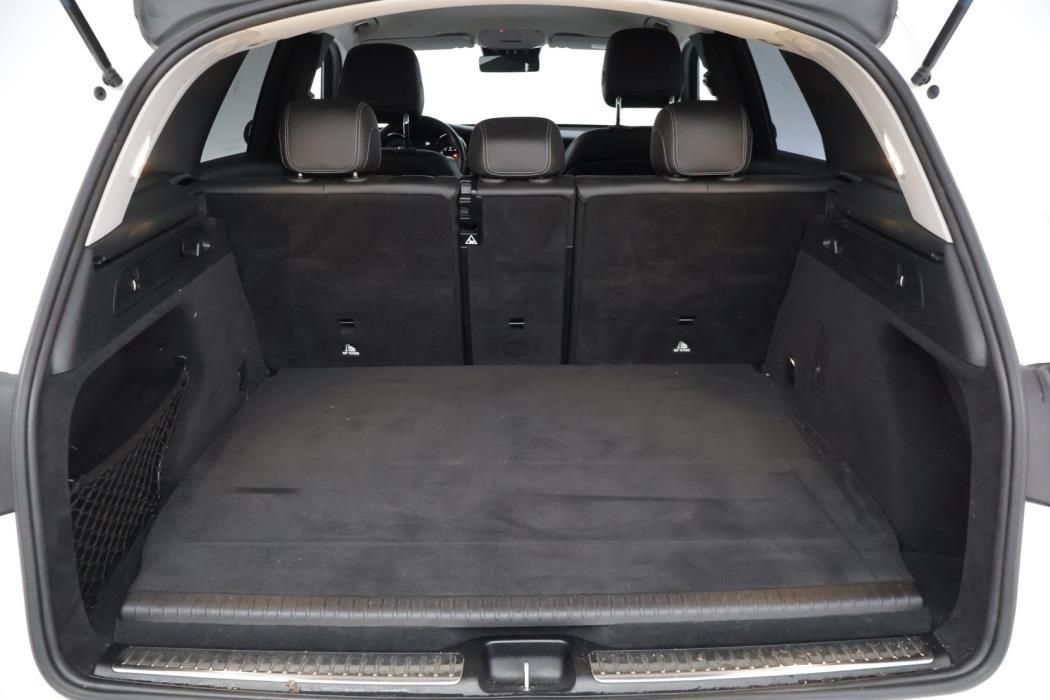 MERCEDES-BENZ GLC 2021