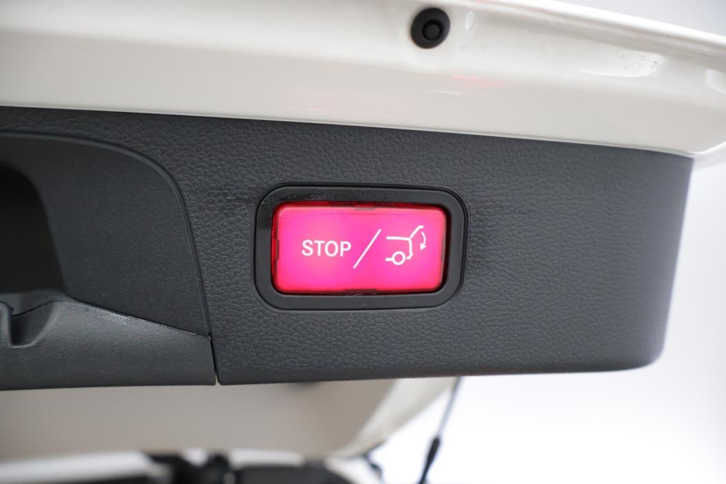 MERCEDES-BENZ GLC 2021