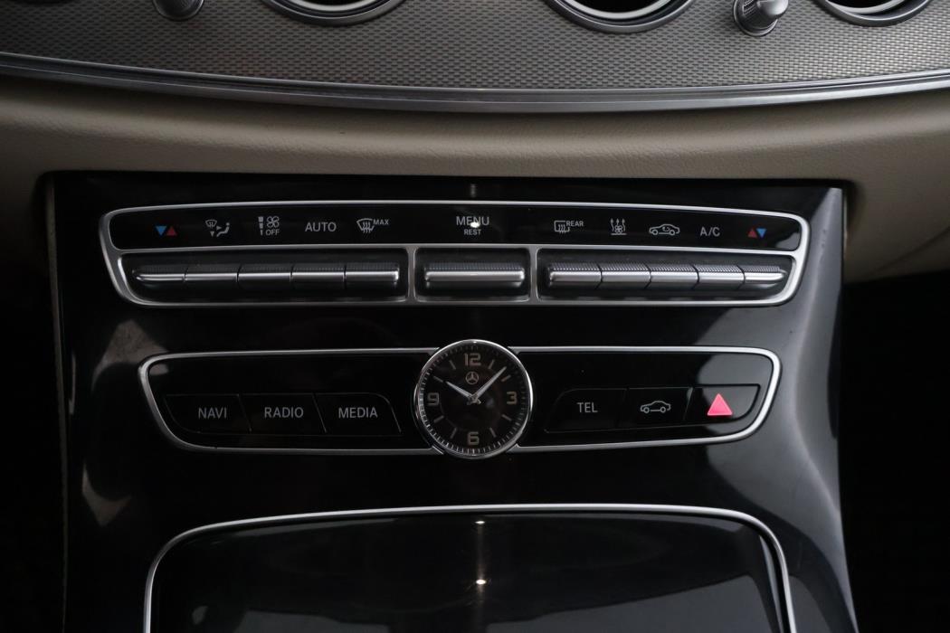 MERCEDES-BENZ E 2017