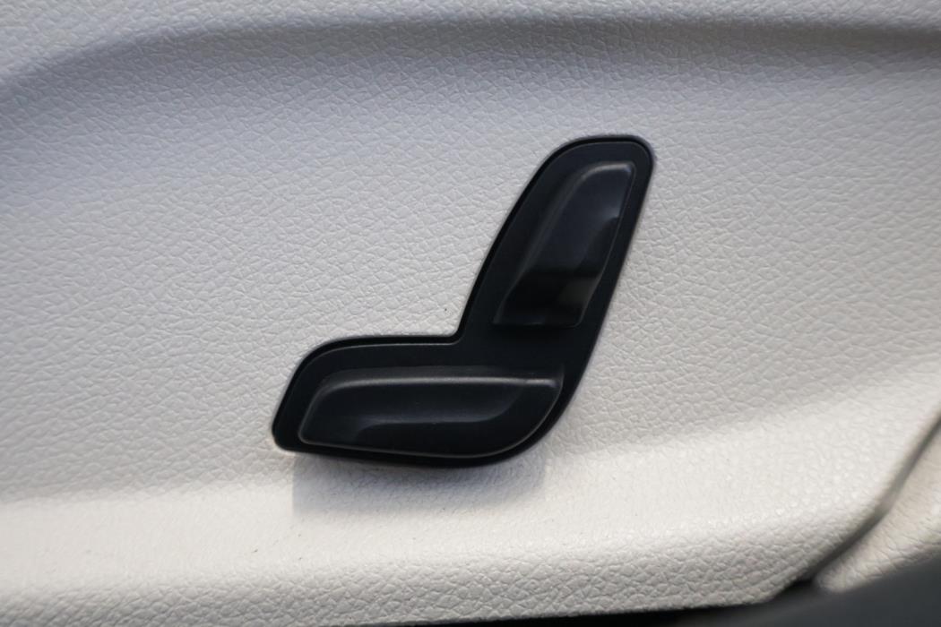 MERCEDES-BENZ E 2017