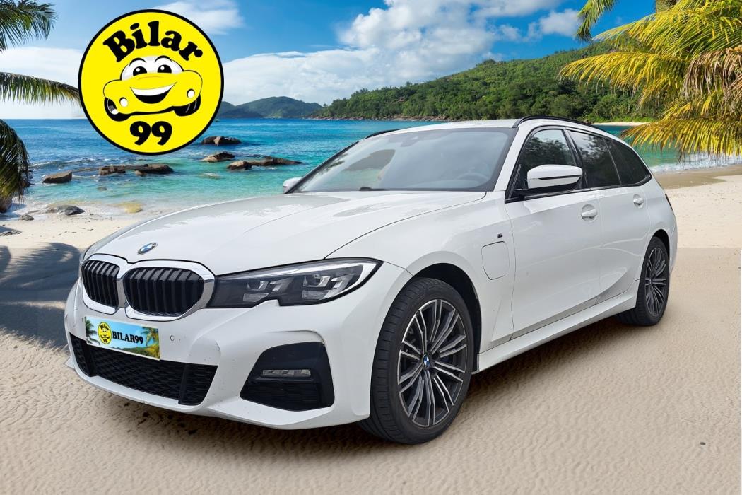 BMW 330 2021