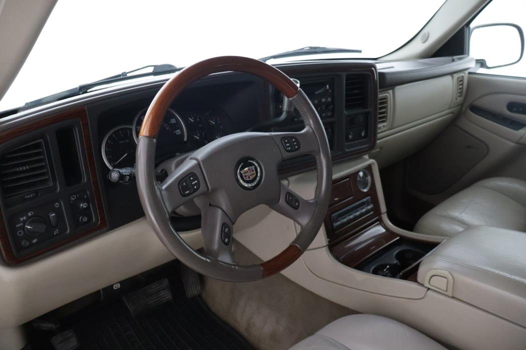 CADILLAC Escalade 2005