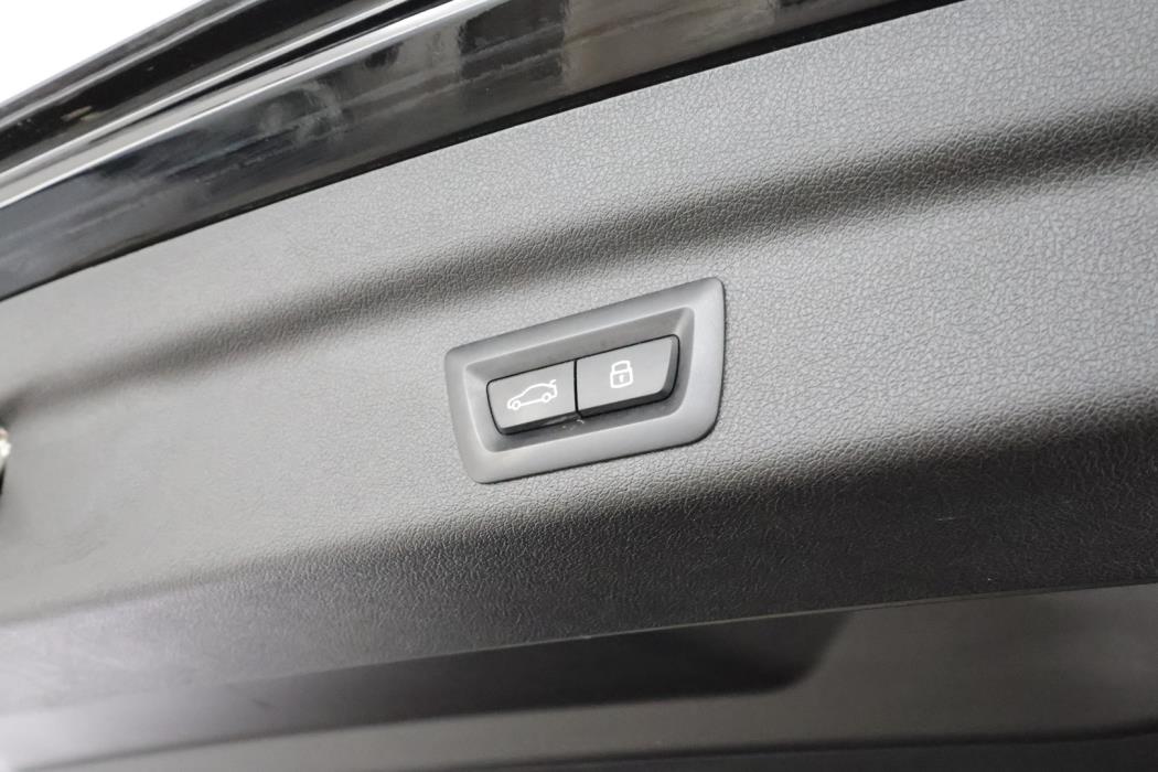 BMW 225 2023