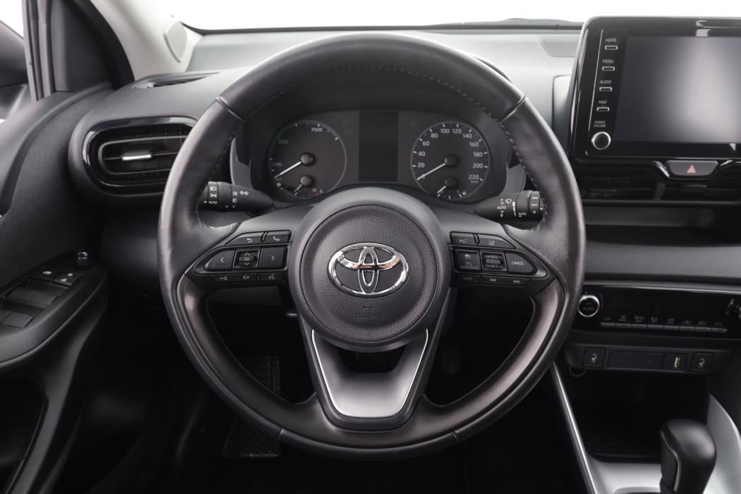 TOYOTA Yaris 2024