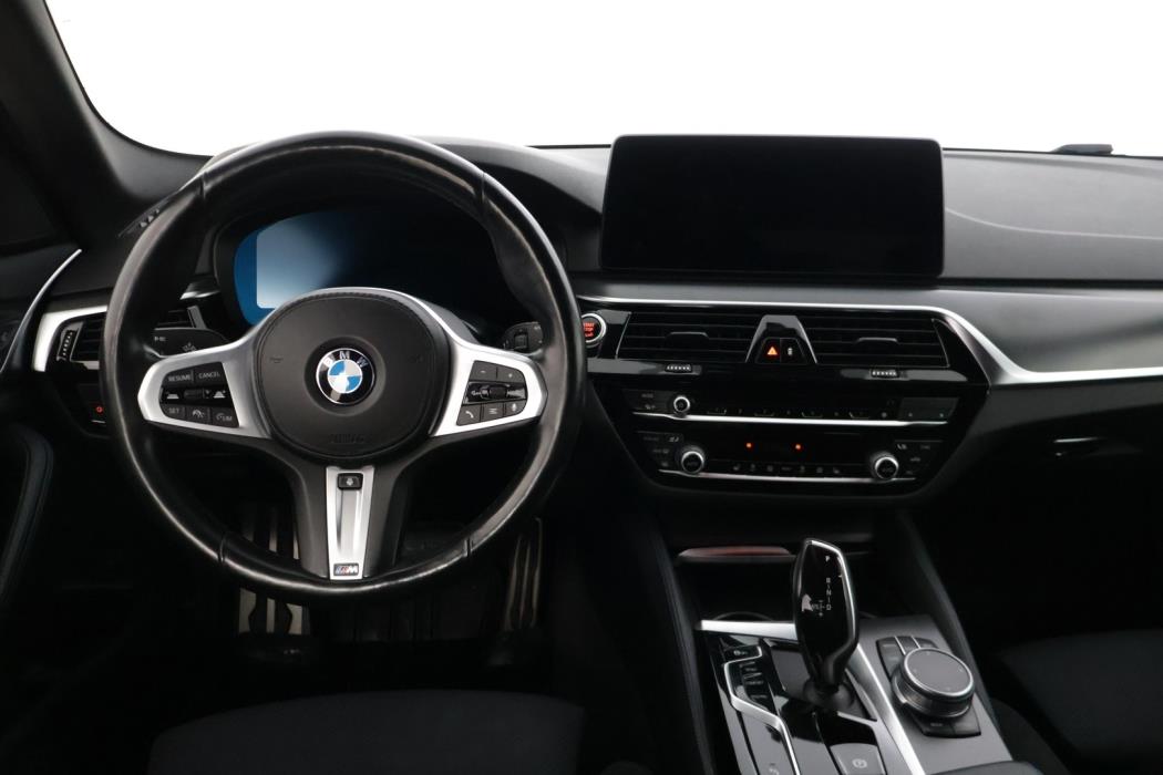 BMW 520 2021