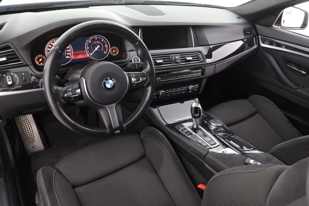 BMW 520 2015
