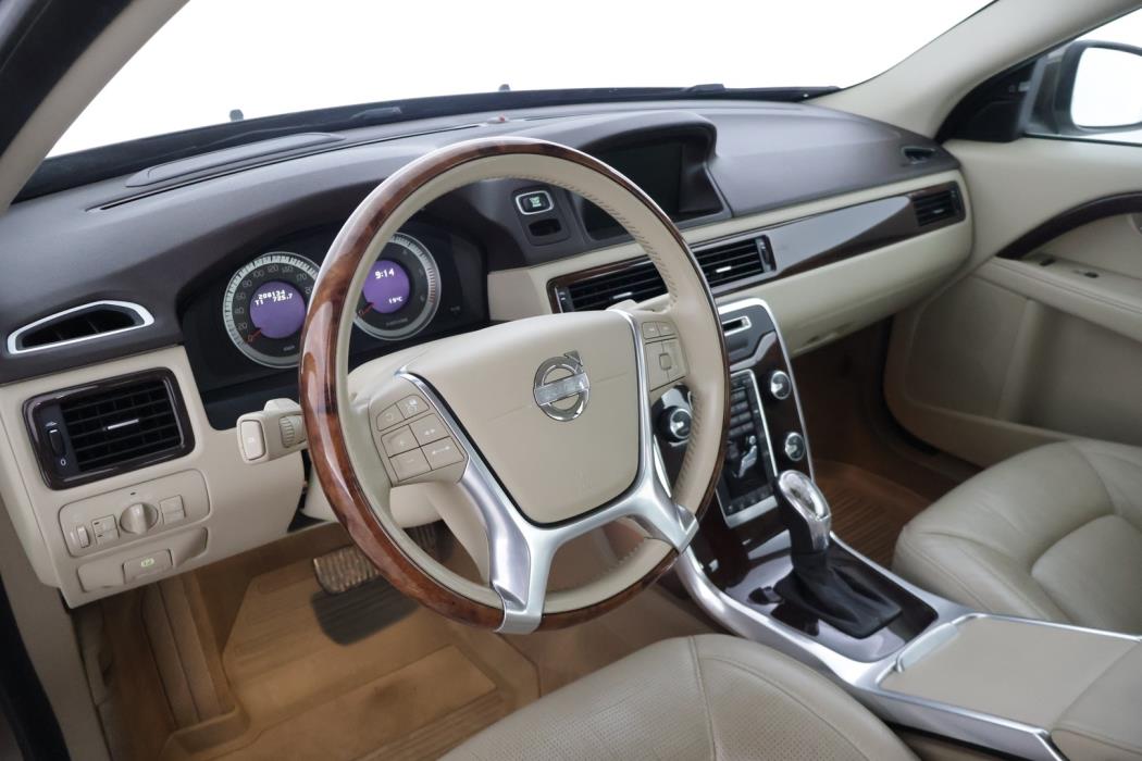 VOLVO S80 2012