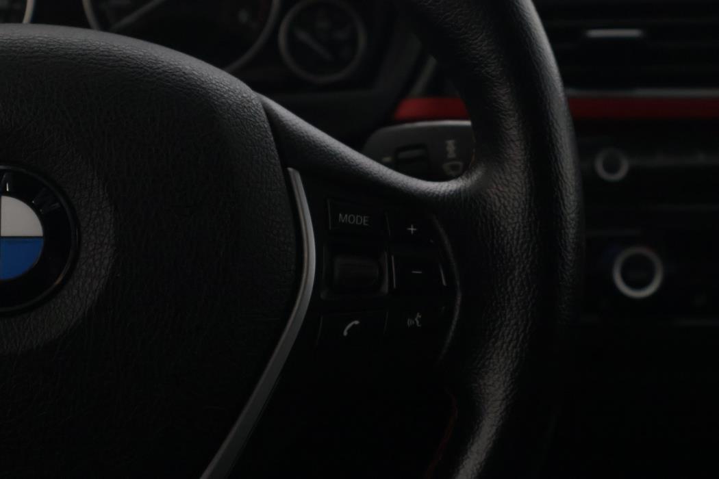 BMW 320 2013