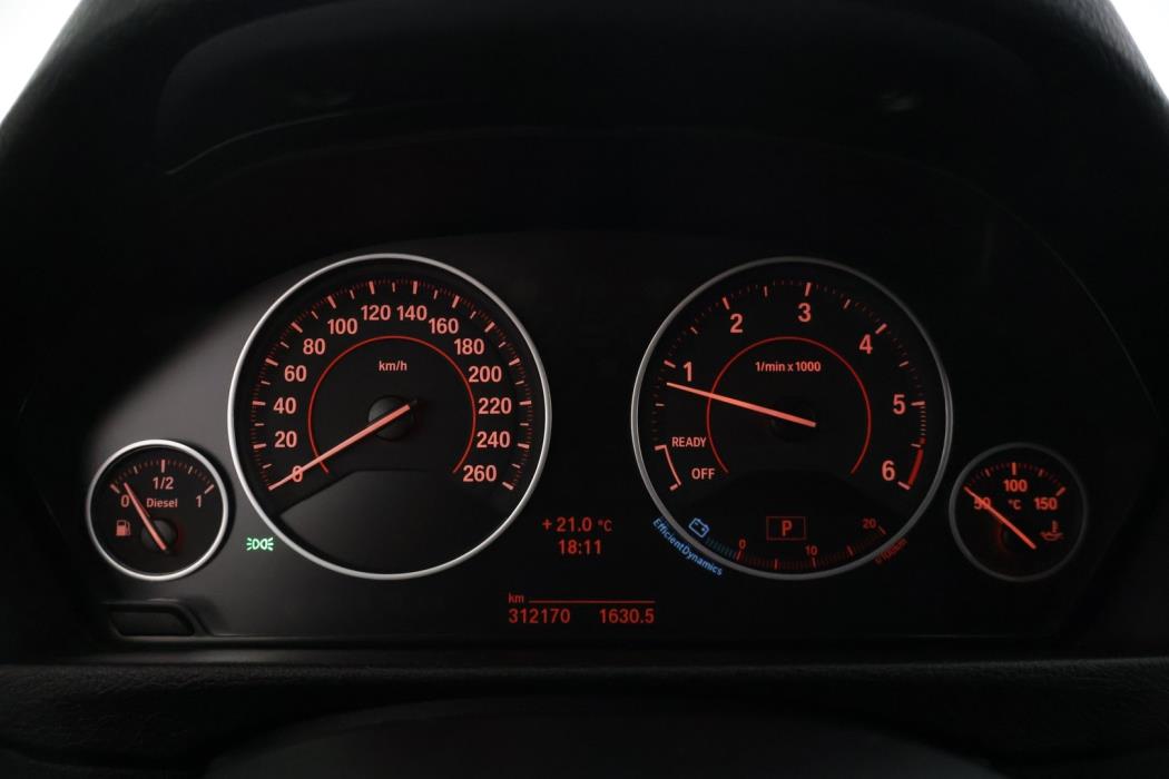 BMW 320 2013