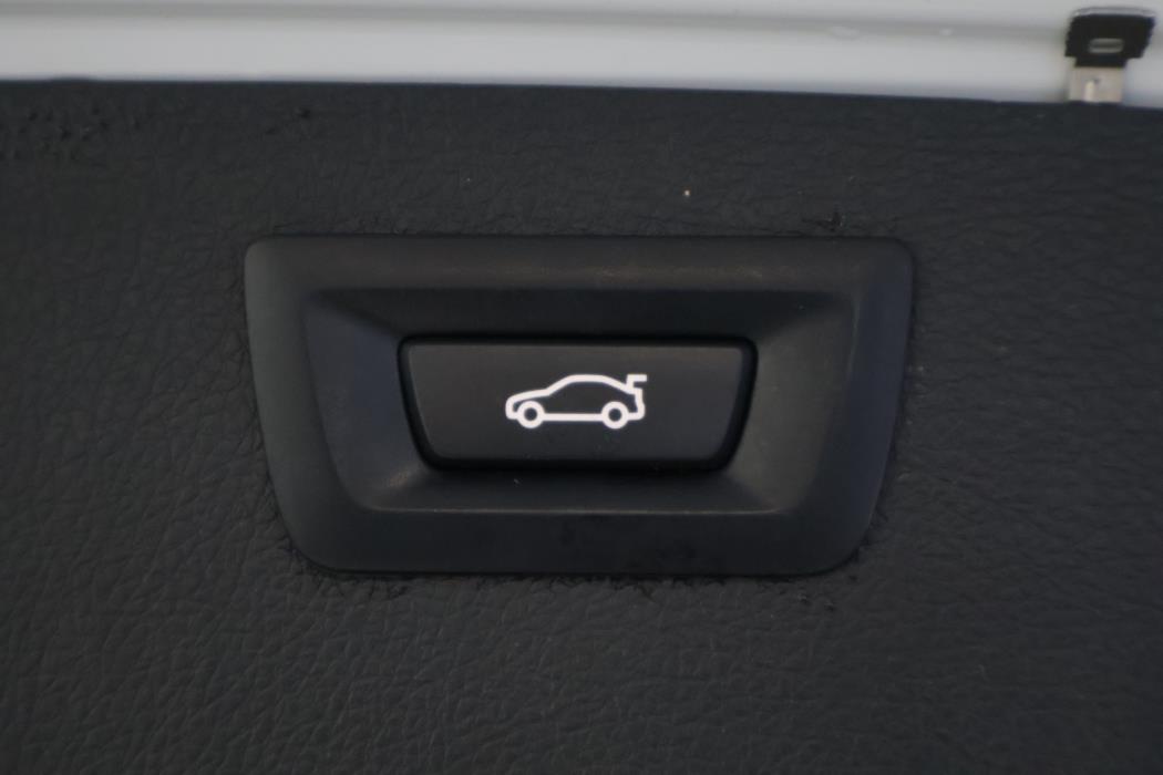 BMW 320 2013
