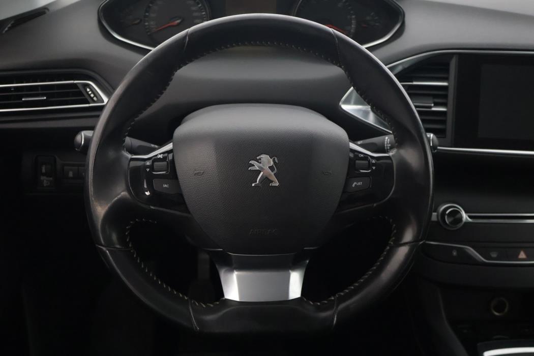 PEUGEOT 308 2016