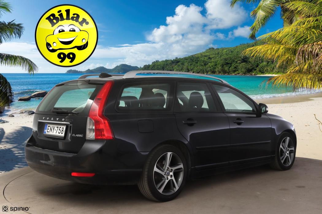 VOLVO V50 2011