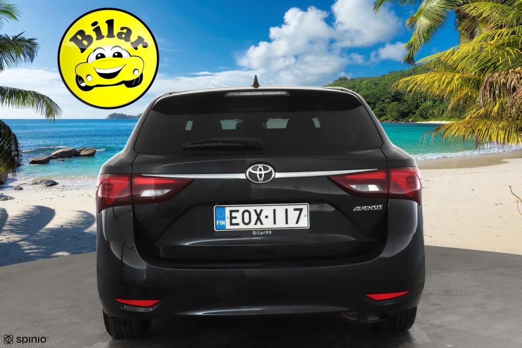 TOYOTA Avensis 2017