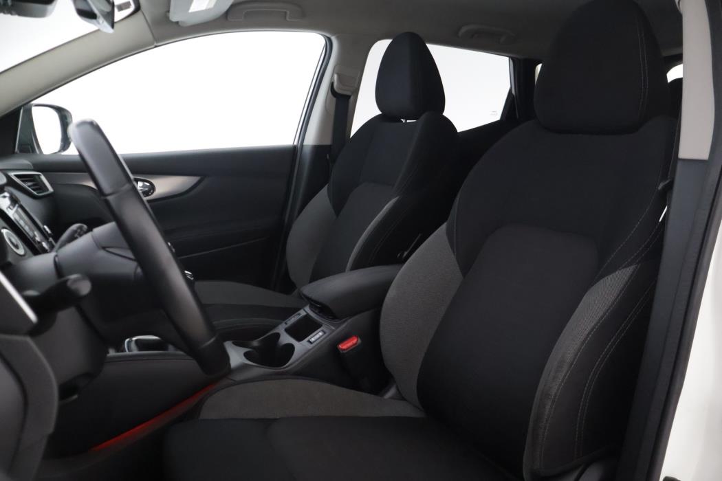 NISSAN Qashqai 2017