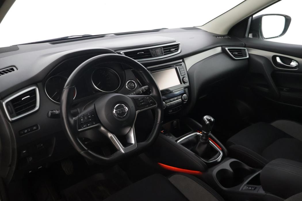 NISSAN Qashqai 2017