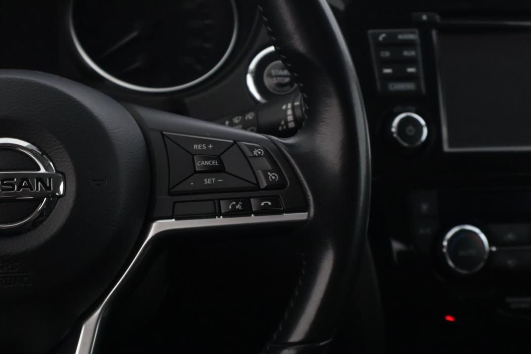 NISSAN Qashqai 2017