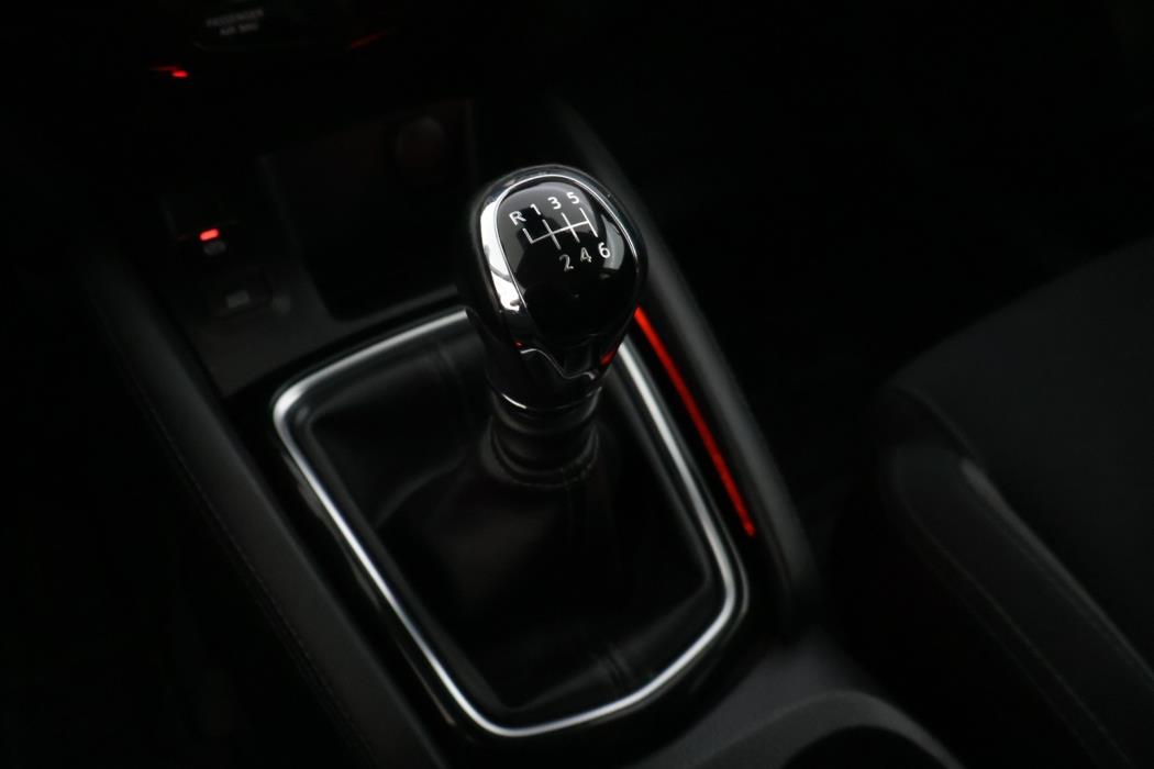 NISSAN Qashqai 2017