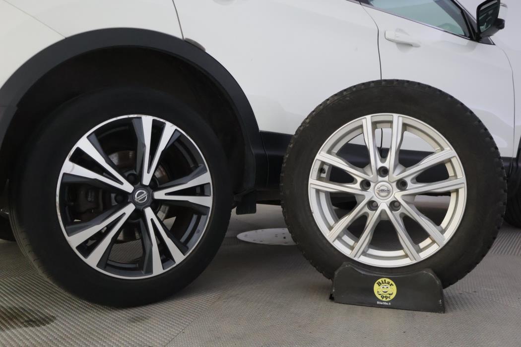 NISSAN Qashqai 2017
