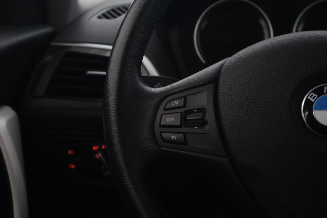 BMW 118 2018