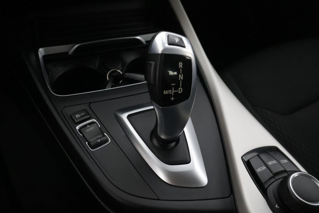 BMW 118 2018