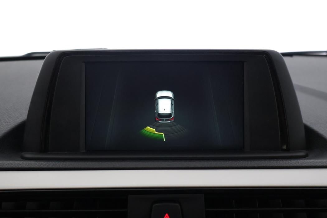 BMW 118 2018