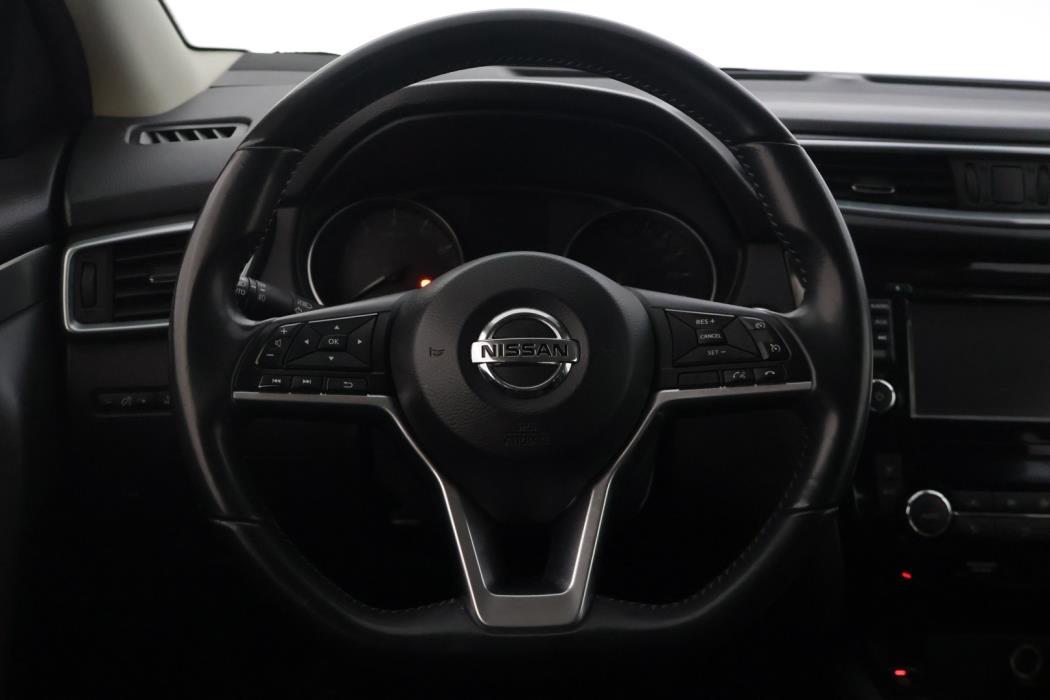 NISSAN Qashqai 2018