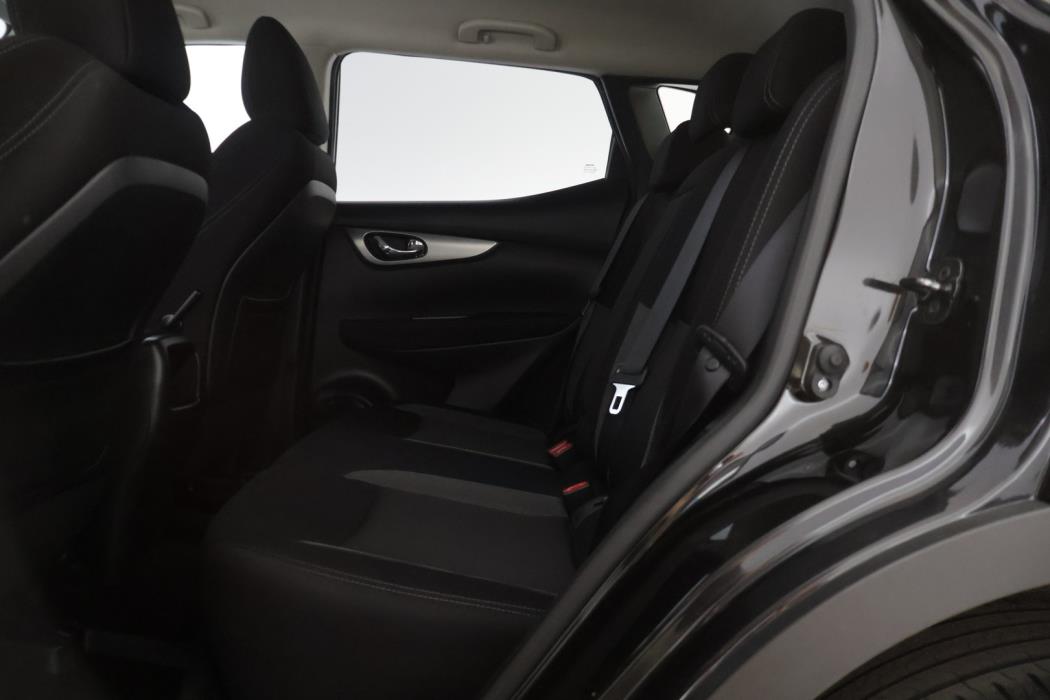 NISSAN Qashqai 2018