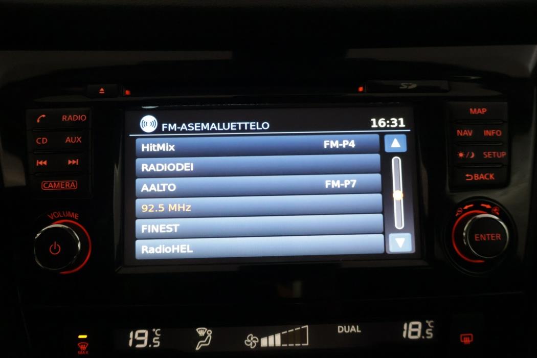 NISSAN Qashqai 2018