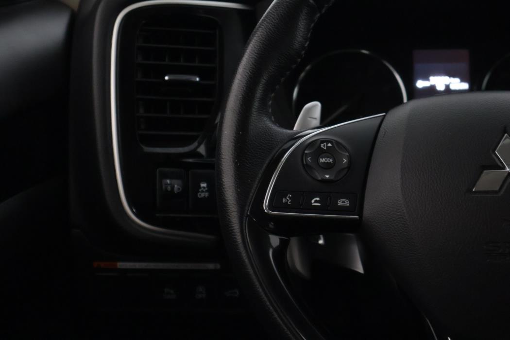 MITSUBISHI Outlander 2019