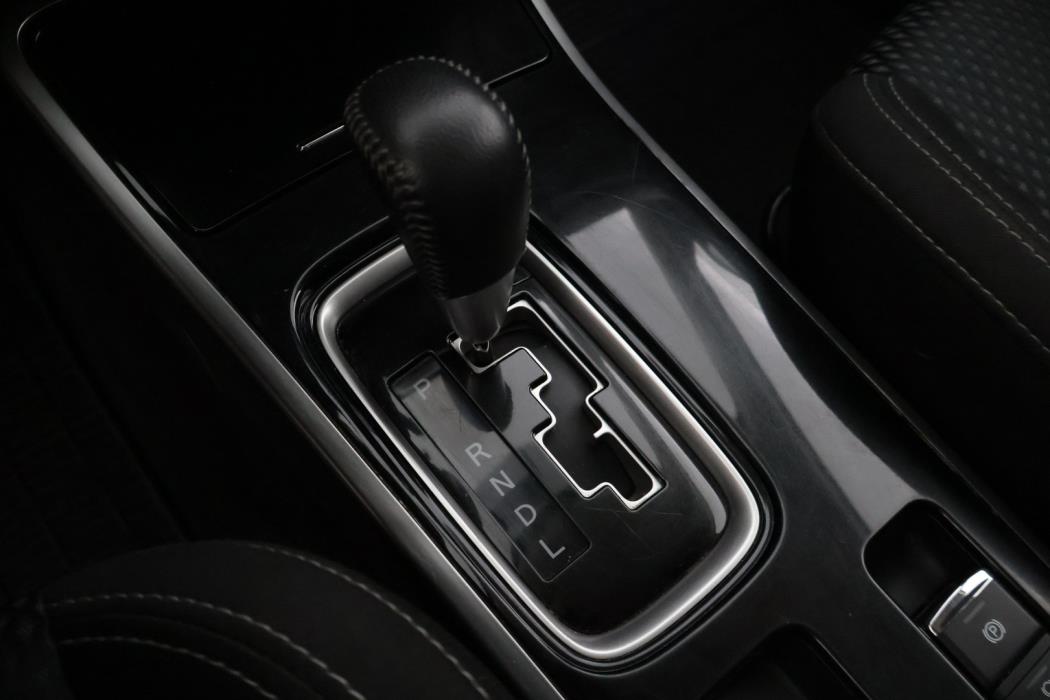 MITSUBISHI Outlander 2019