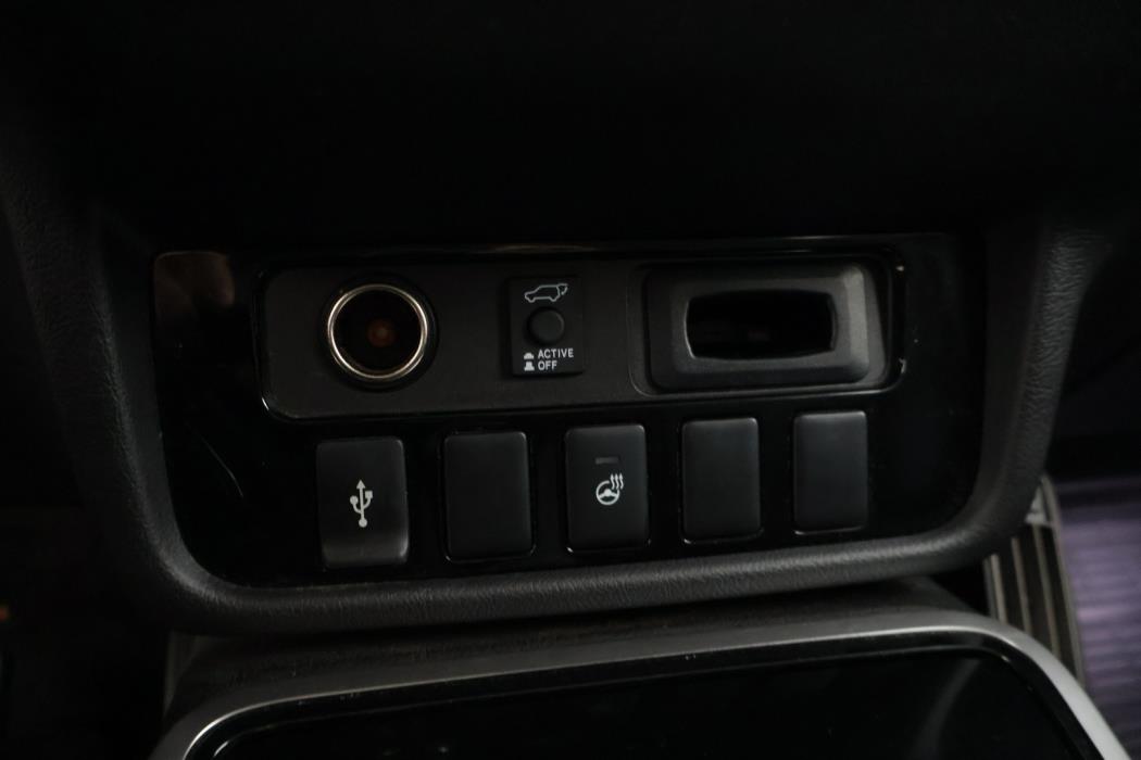 MITSUBISHI Outlander 2019