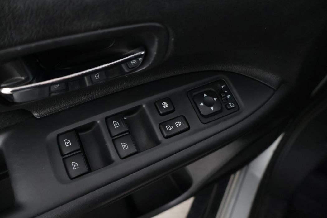 MITSUBISHI Outlander 2019