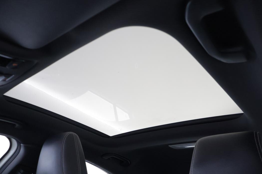 MERCEDES-BENZ A 2015