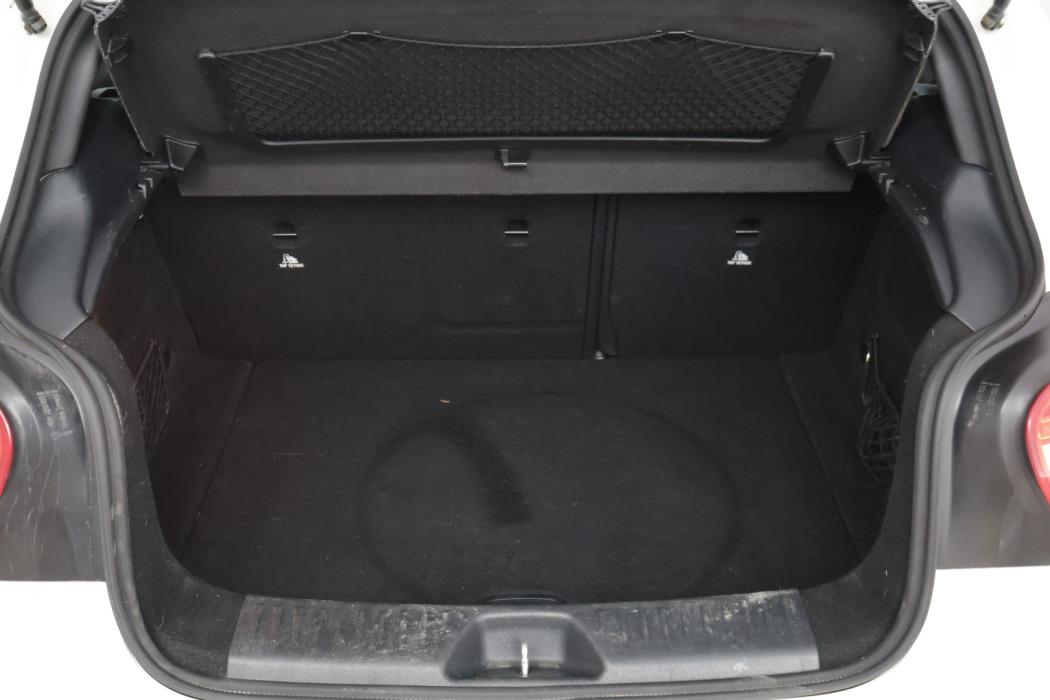 MERCEDES-BENZ A 2015