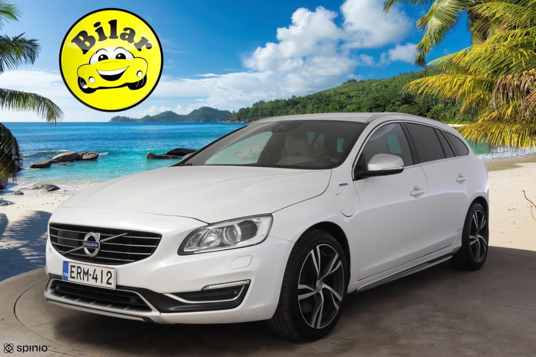 VOLVO V60 2015