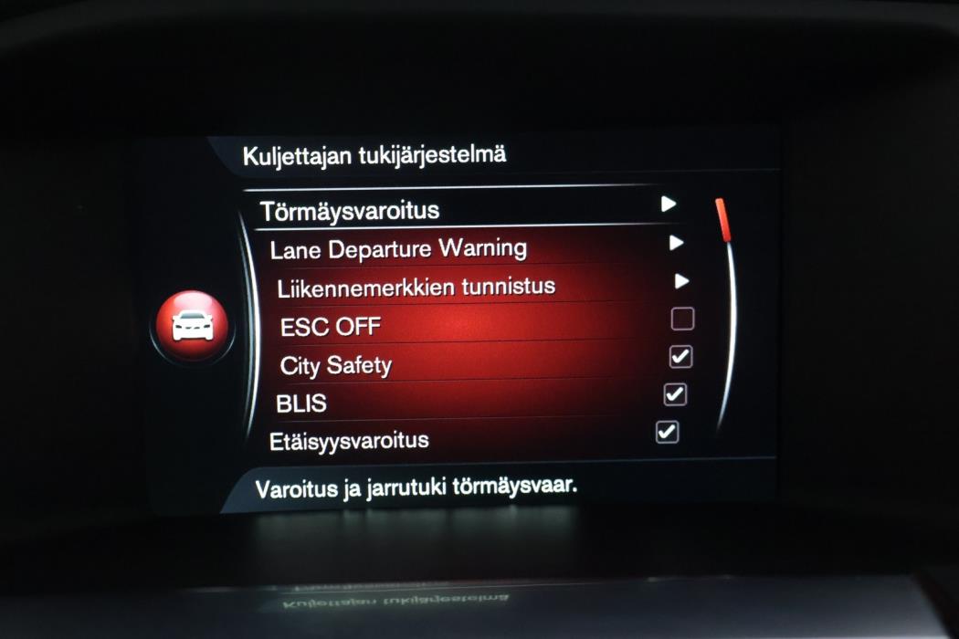 VOLVO V60 2015