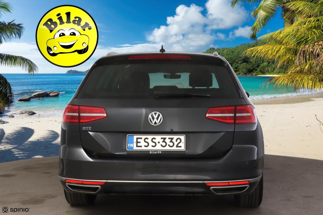 VOLKSWAGEN Passat 2018