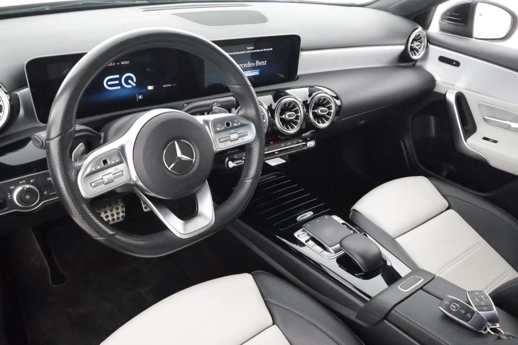 MERCEDES-BENZ A 2020