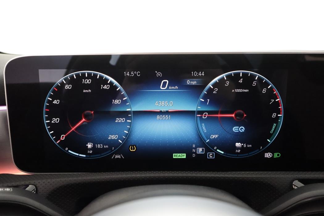 MERCEDES-BENZ A 2020