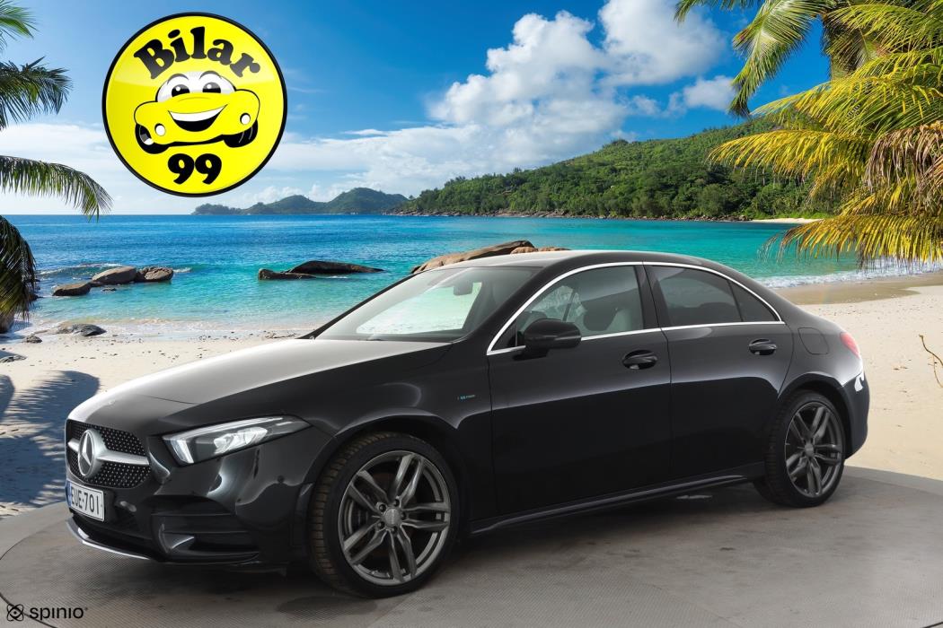 MERCEDES-BENZ A 2020