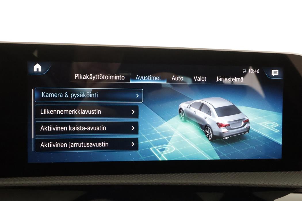 MERCEDES-BENZ A 2020