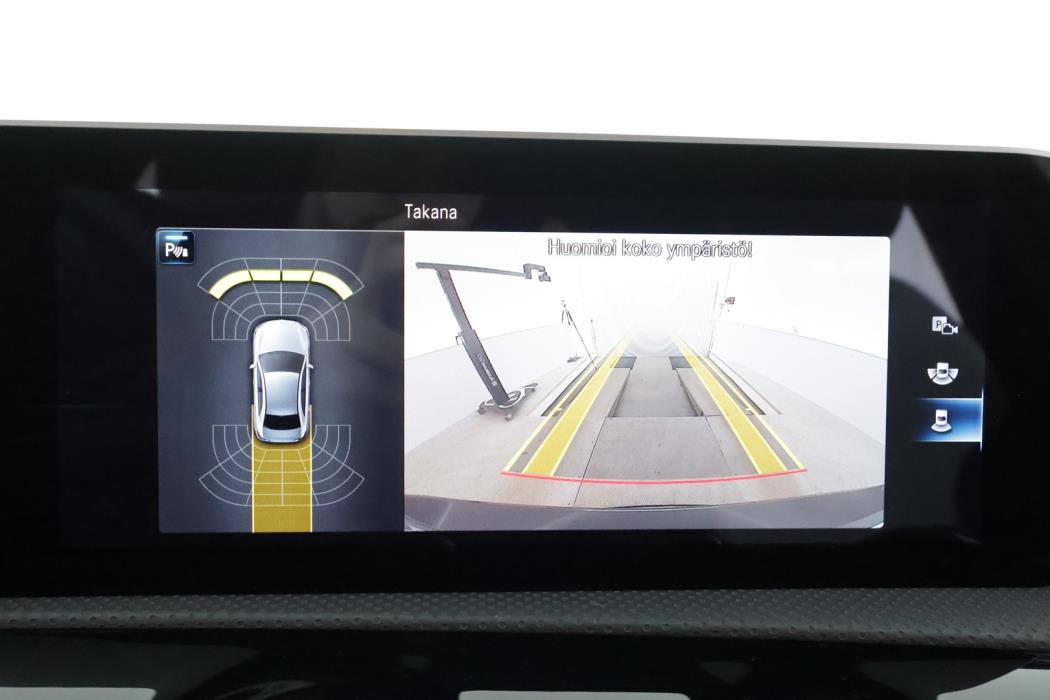 MERCEDES-BENZ A 2020