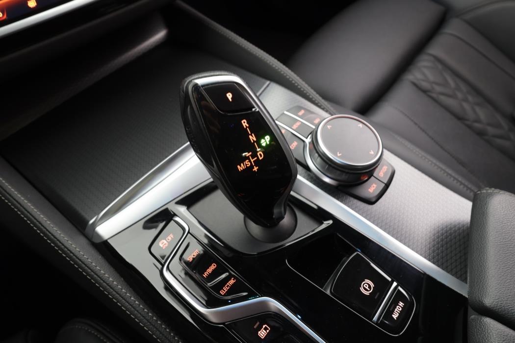 BMW 530 2023