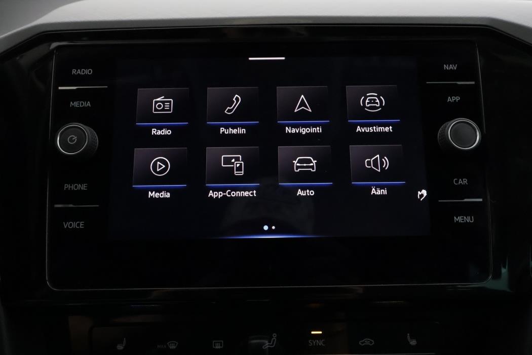 VOLKSWAGEN Passat 2024