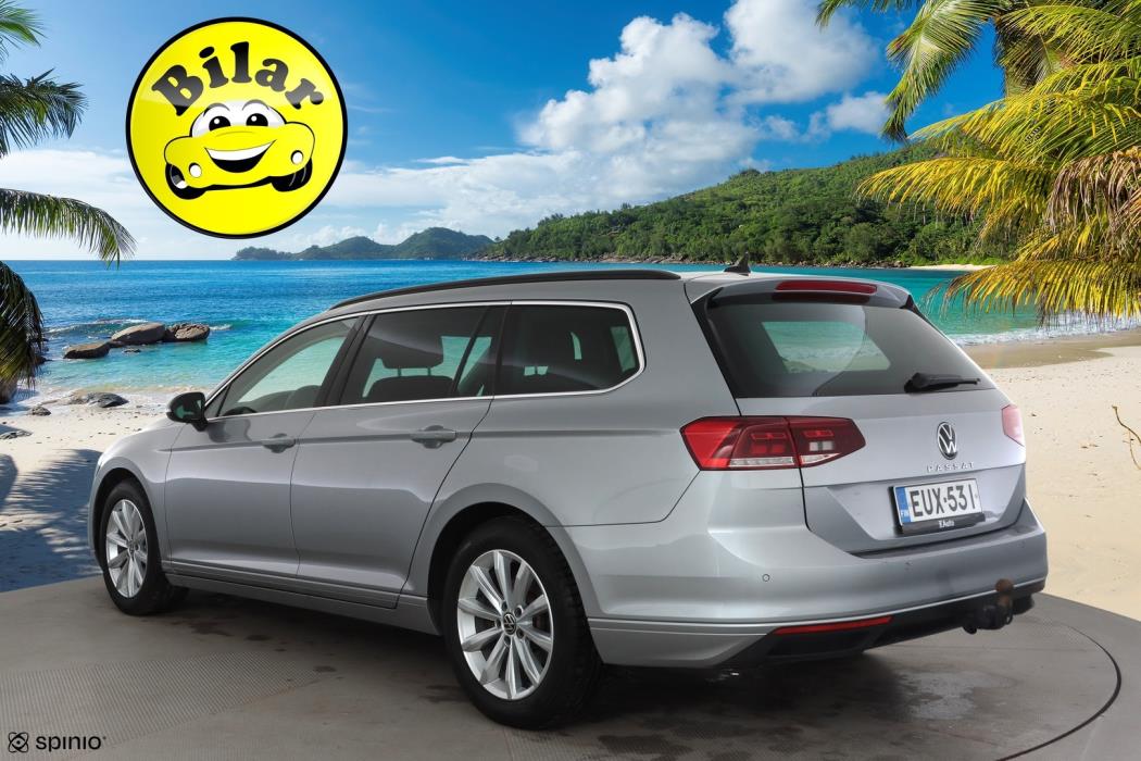 VOLKSWAGEN Passat 2024