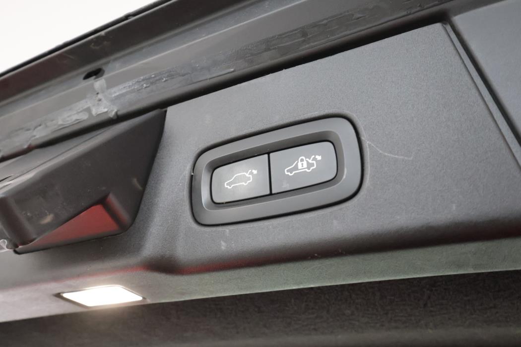 VOLVO V90 2018