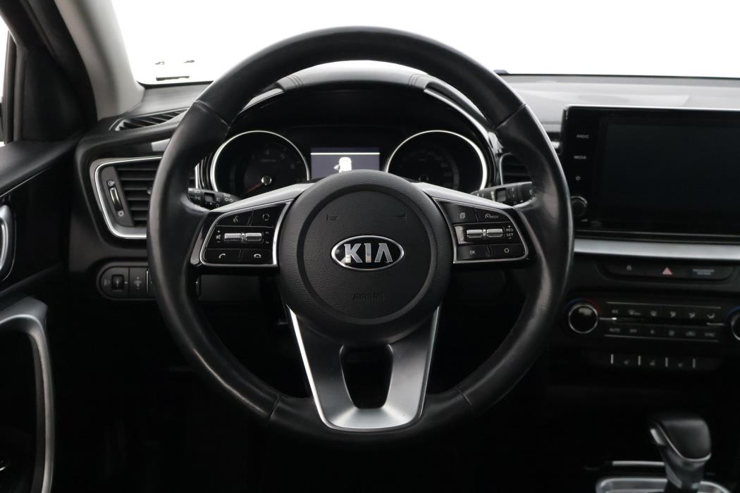 KIA XCEED 2020