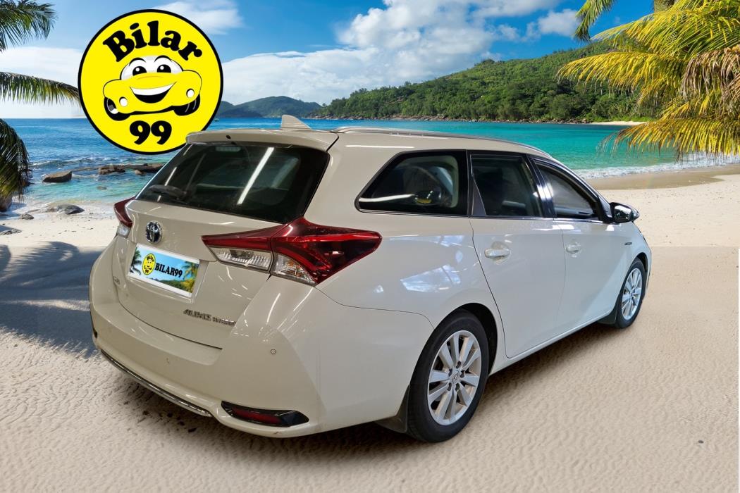 TOYOTA Auris 2017