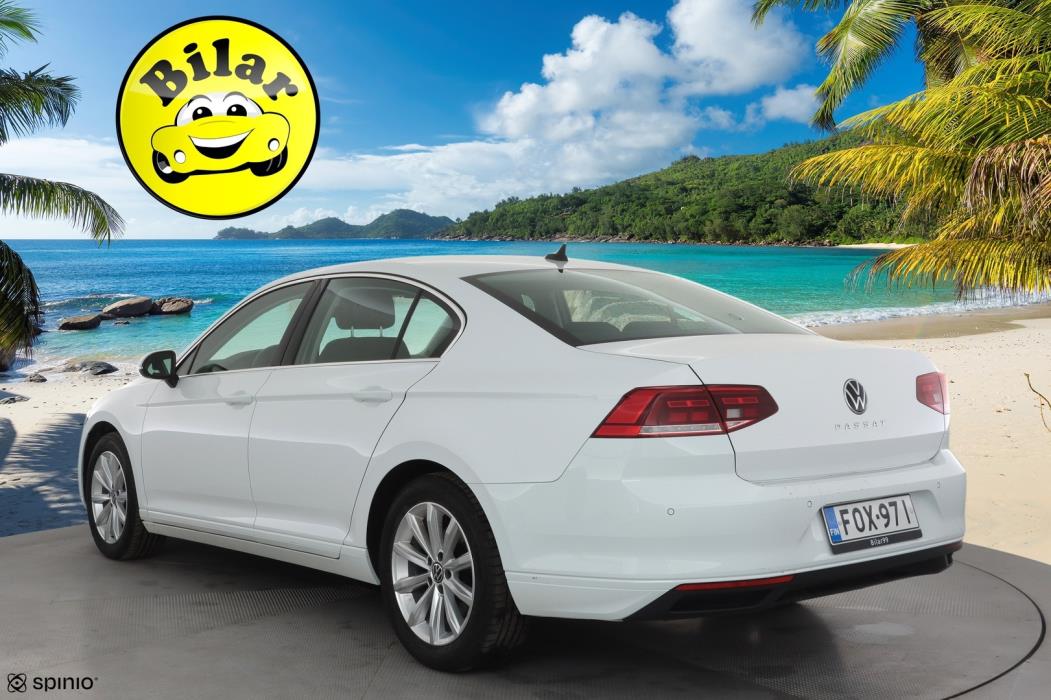 VOLKSWAGEN Passat 2022